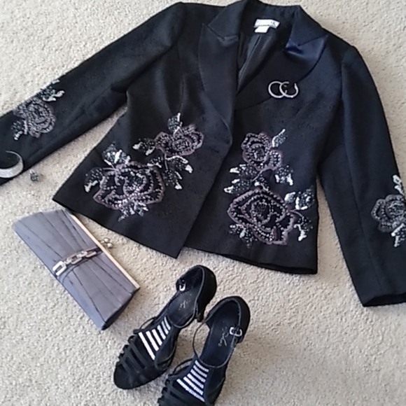 Jacket - Picture 2 of 6